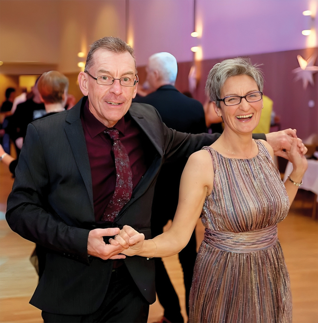 Seit fast 35 Jahren verheiratet und auch als Tanzpaar glücklich: Anna und Roland Kirchberger sehen im Tanzsport einen Jungbrunnen für Körper, Geist und die Liebe.