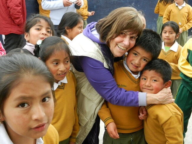      Katharina Schachner gibt Kindern aus indigenen Familien in Ecuador seit 25 Jahren die Chance auf Bildung.                         