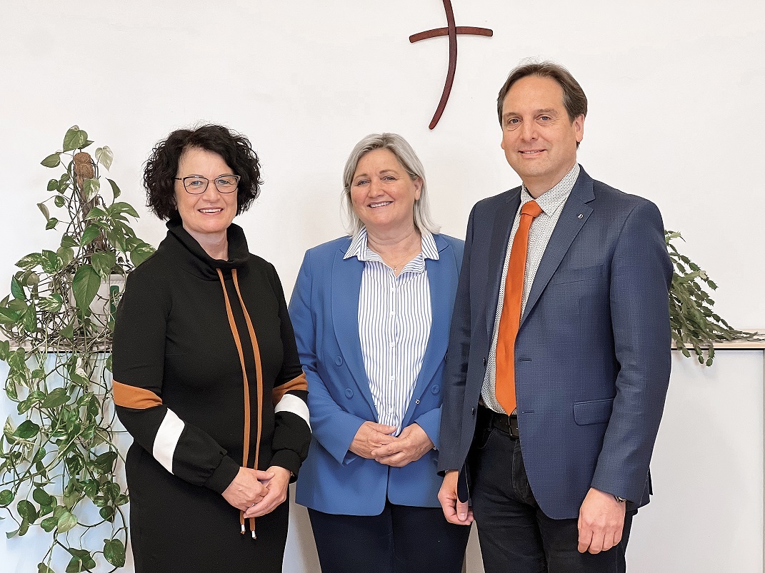 Fachinspektorinnen für die Pflichtschulen sind Maria Klieber (l.) und Marie-Luise Doppler (M.). Markus Hammer ist für höhere Schulen und Landwirtschaftsschulen zuständig.