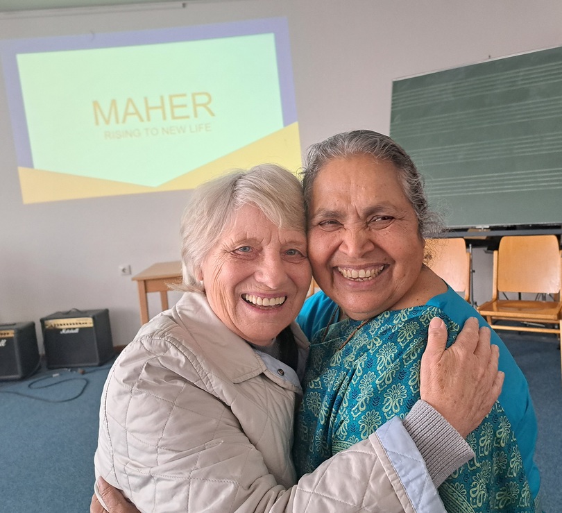 Auf einer Wellenlänge: Hildegard sen. Stofferin mit Sr. Lucy Kurien. Sie verbindet der Glaube und der Einsatz für Menschen in Not.